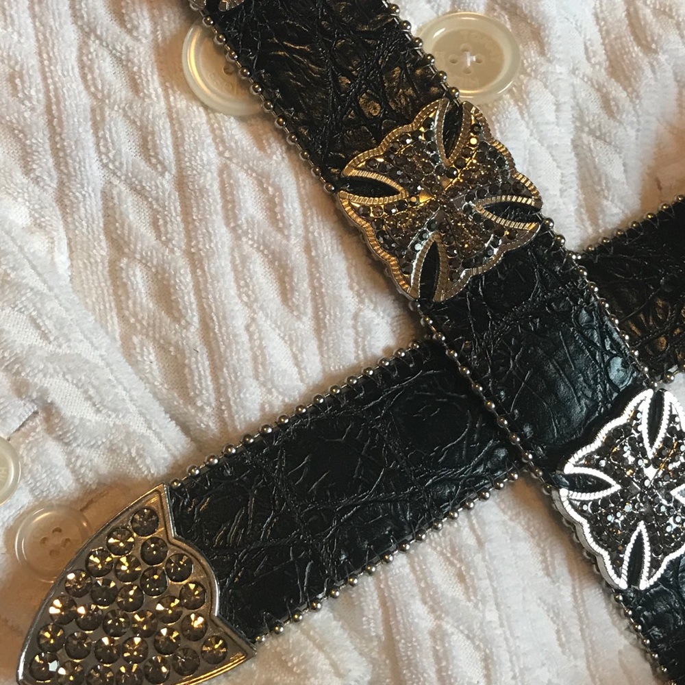 Black sparkly western belt